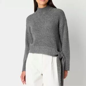 John Paul Richard Cozy Blend Gray ribbed  Sweater with Tie Detail Size Medium